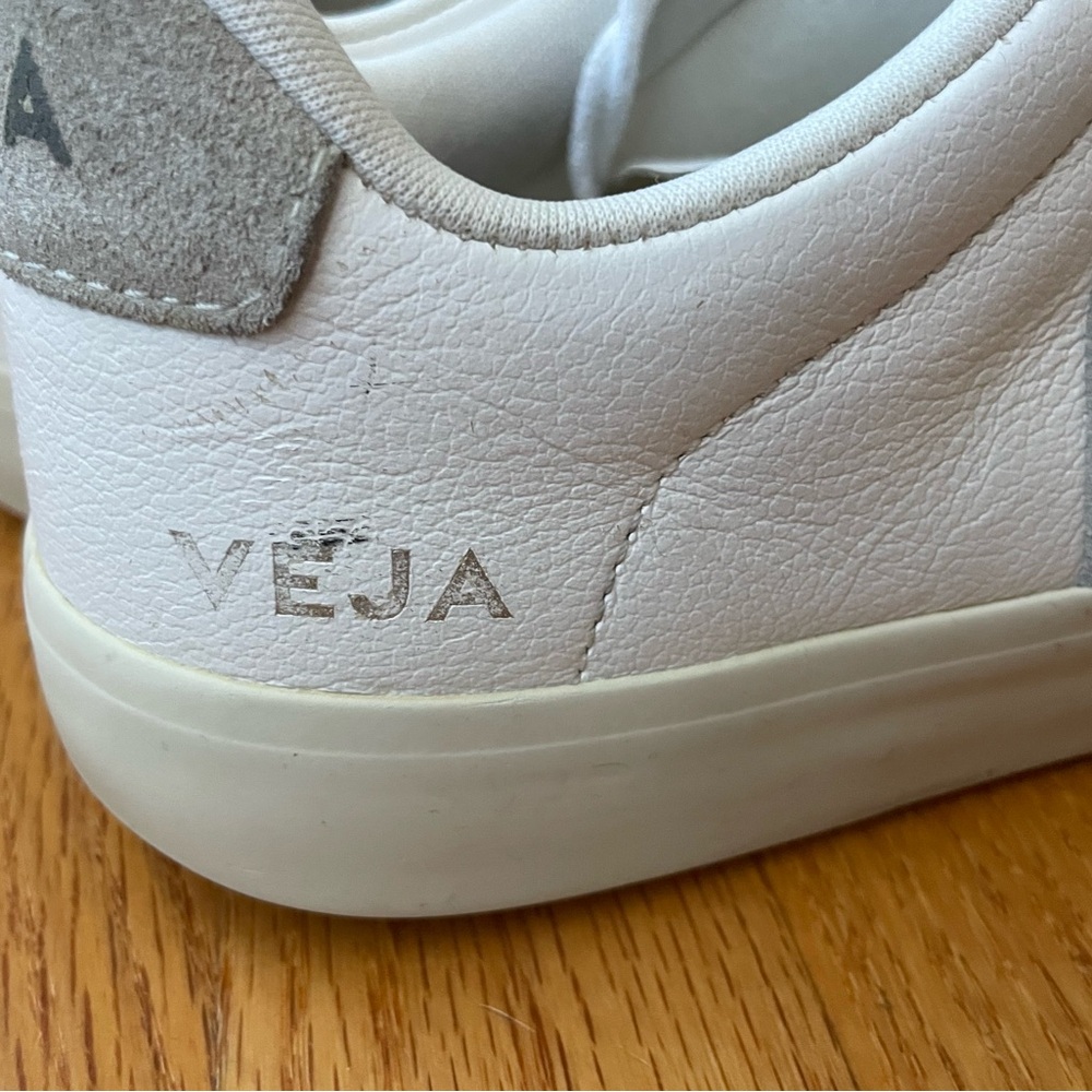 Veja White Leather Sneakers with Gray Details - Picture 2 of 7